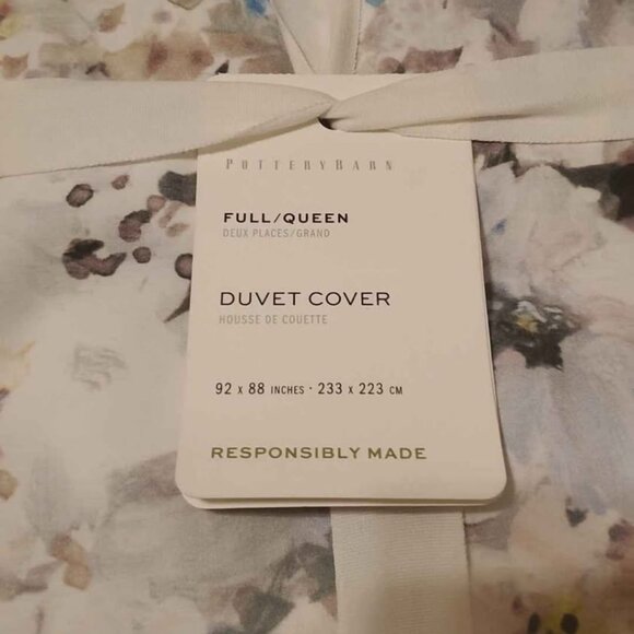 Pottery Barn Kinsley Duvet and Shams, Full/Queen - Picture 5 of 6